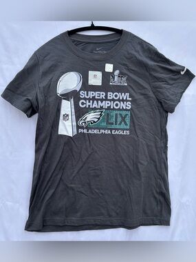 Philadelphia Eagles Nike Women’s T-shirt